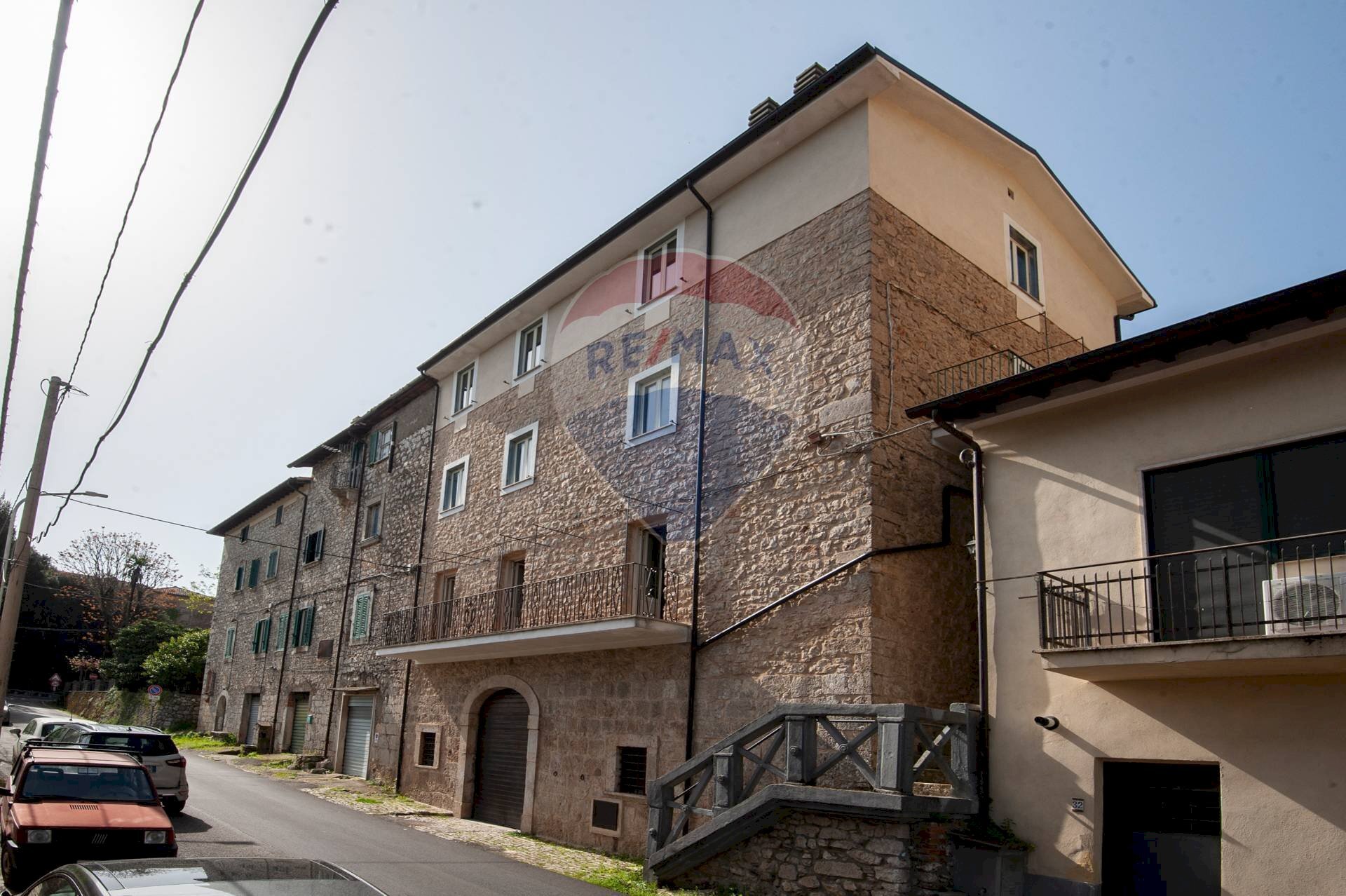 Edificio all\'aperto - Semi-detached house via Principessa Augusta Gabrielli
 
4, Prossedi - photo 1