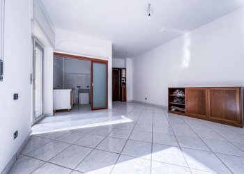 Foto 3 - Appartamento Via Girolamo Santacroce
 
31, Napoli - foto 3