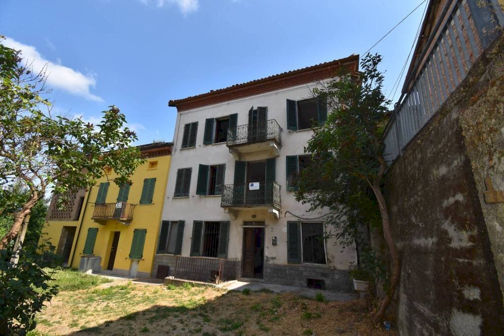 Facciata - Casa indipendente via Giuseppe Mazzini, Montaldo Scarampi - foto 1