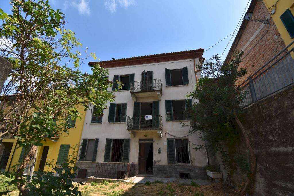 Facciata - Casa indipendente via Giuseppe Mazzini, Montaldo Scarampi - foto 2