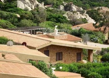 Facciata - Villa Trinità d'Agultu e Vignola - foto 4