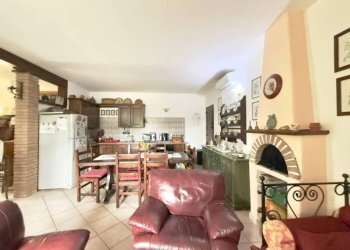 Salone - Trilocale Torpè - foto 8