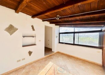 Stanza non arredata - Villa Torpè - photo 9