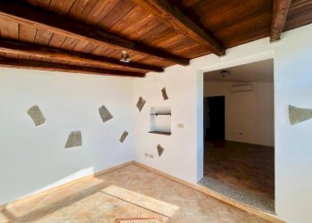 Stanza non arredata - Villa Torpè - photo 10