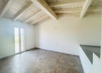 Stanza non arredata - Villa a Schiera Posada - foto 10