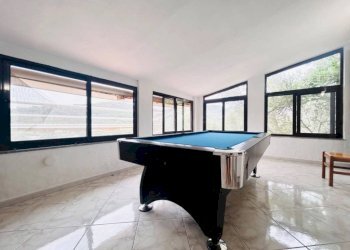 Stanza arredata - Villa San Teodoro - foto 7