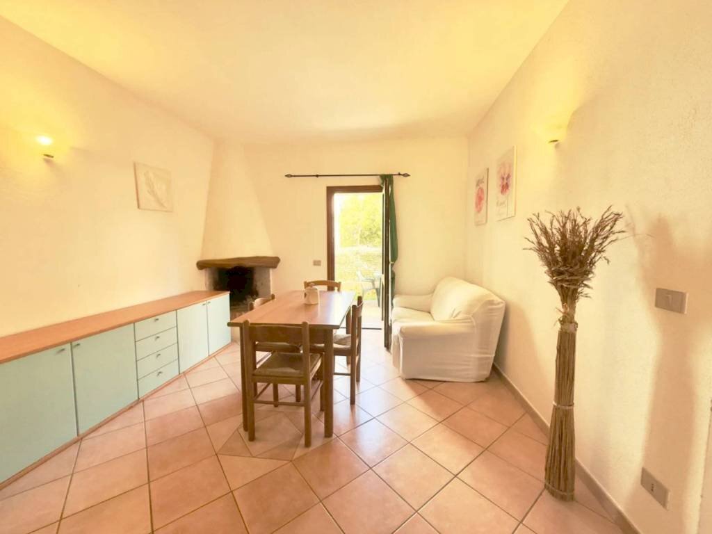 Salone - Villa a Schiera San Teodoro - foto 2