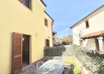 Giardino - Villa a Schiera San Teodoro - foto 1