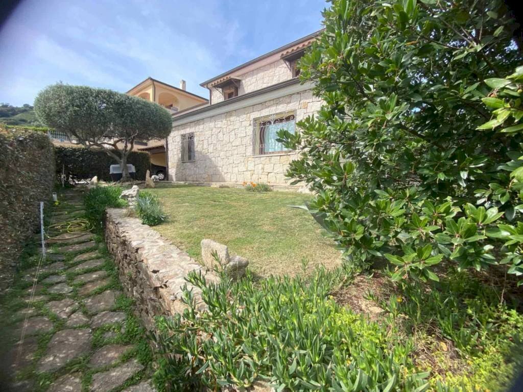 Giardino - Villa a Schiera San Teodoro - foto 3