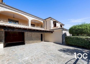 Box auto - Villa a Schiera San Teodoro - foto 32