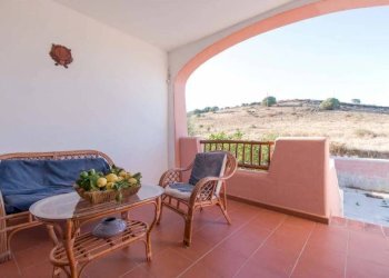 Veranda - Three-room apartment via degli oleandri, Loiri Porto San Paolo - photo 3
