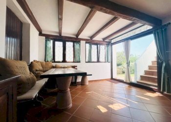 Stanza arredata - Appartamento Arzachena - foto 10