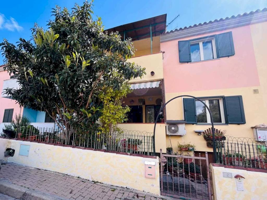 Facciata - Quadrilocale Orosei - foto 1