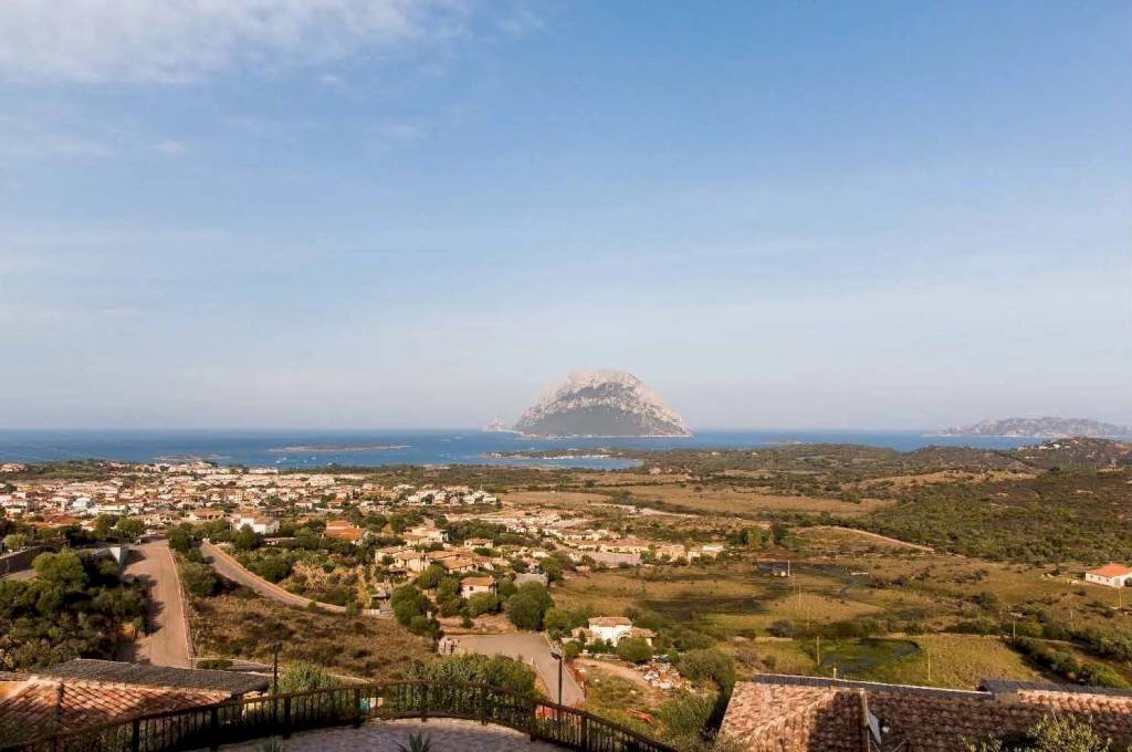 Vista - Villa via SANDRO PERTINI, Loiri Porto San Paolo - foto 1