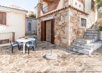 Villa via SANDRO PERTINI, Loiri Porto San Paolo - foto 8