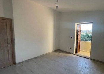 Stanza non arredata - Trilocale Torpè - foto 4