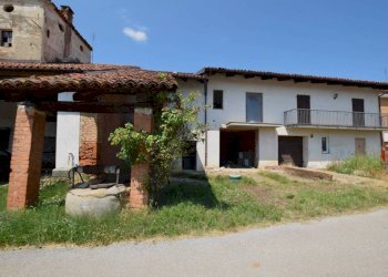 Facciata - Villa via Vecchia di Cuneo, 46, Mondovì - foto 30