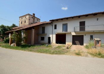 Facciata - Villa via Vecchia di Cuneo, 46, Mondovì - foto 32