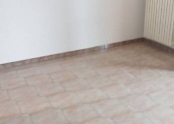 Camera da letto - Casa indipendente via Gustavo Baldassarre, San Giorgio del Sannio - foto 4