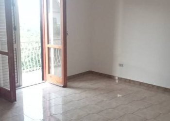 Cucina - Casa indipendente via Gustavo Baldassarre, San Giorgio del Sannio - foto 13