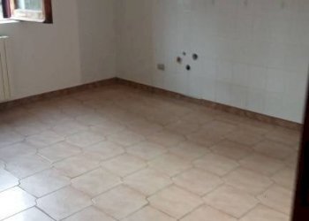 Salone - Casa indipendente via Gustavo Baldassarre, San Giorgio del Sannio - foto 17