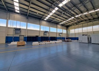 Interno non residenziale - Capannone via Giovanni Fattori, Inveruno - foto 2