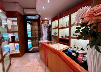 Interno non residenziale - Negozio corso Regina Margherita, 24/B, Torino - foto 8