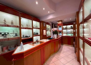 Interno non residenziale - Negozio corso Regina Margherita, 24/B, Torino - foto 10