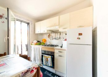 One-room apartment Via Ugo Foscolo, Cesano Boscone - photo 6