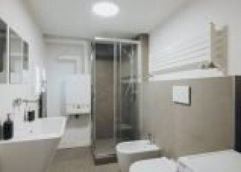 Trilocale Bologna (zona Centro Storico) - foto 15