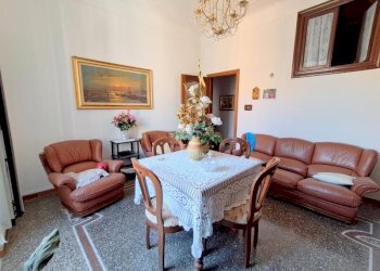 Trilocale Savona (zona Villapiana) - foto 3