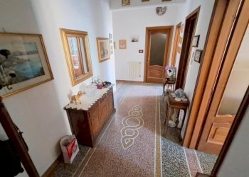 Trilocale Savona (zona Villapiana) - foto 4