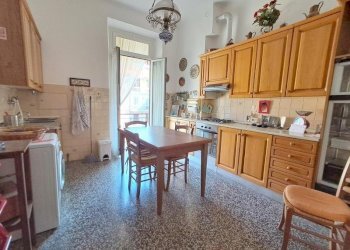 Trilocale Savona (zona Villapiana) - foto 8