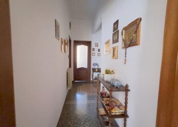 Trilocale Savona (zona Villapiana) - foto 13