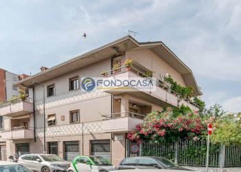 Foto 1 - Stabile - Palazzo Via Chioggia
 
6, Milano - foto 1