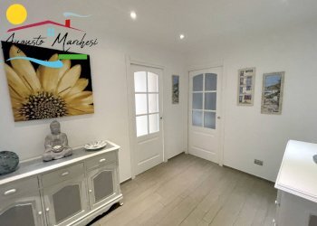 Foto 3 - Appartamento VIA CAVOUR
 
3, Recco - foto 3