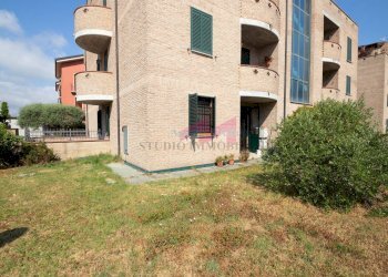 Foto 9 - Trilocale via Collodi
 
1, Ostiglia - foto 9