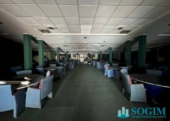 Foto 5 - Commercial Premises Via Camillo Benso Conte di Cavour
 
19, Giussano - photo 5