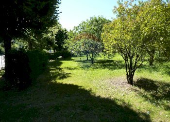 Giardino - Terreno edificabile Via Martinelli, Bisuschio - foto 2