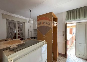 Cucina - Trilocale Vicolo San Rocco
 
3, Viggiù - foto 8