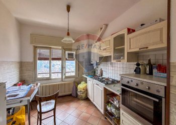 Cucina - Trilocale Vicolo San Rocco
 
3, Viggiù - foto 1