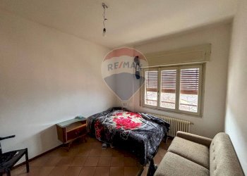 Camera / camera da letto - Trilocale Vicolo San Rocco
 
3, Viggiù - foto 4