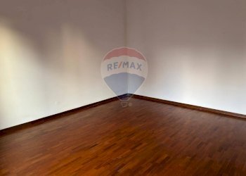 Stanza vuota - Quadrilocale Via Monviso
 
6, Varese - foto 18