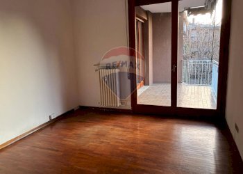 Stanza vuota - Quadrilocale Via Monviso
 
6, Varese - foto 19