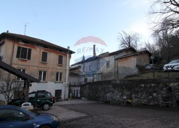 Edificio all\'aperto - Capannone viale valganna
240, Varese - foto 5