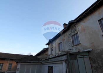 Edificio all\'aperto - Capannone viale valganna
240, Varese - foto 19