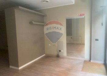 Stanza vuota - Negozio Via Cavour
 
44, Varese - foto 5