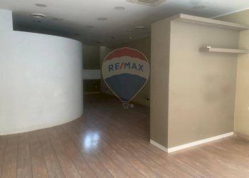 Stanza vuota - Negozio Via Cavour
 
44, Varese - foto 8