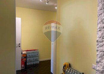 Camera / camera da letto - Bilocale Vai Dalmazia
 
42, Varese - foto 11