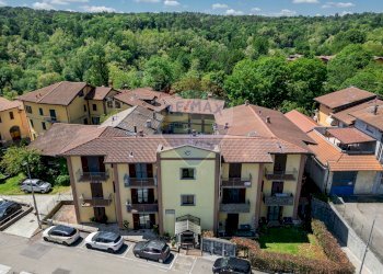 Casa all\'aperto - Trilocale Via Piave
 
10, Lozza - foto 2